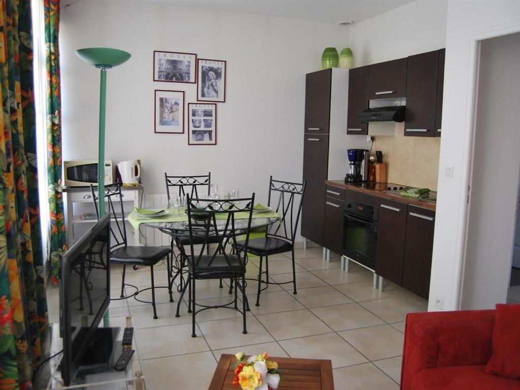 Gite La Tour Boileau Troyes Dış mekan fotoğraf
