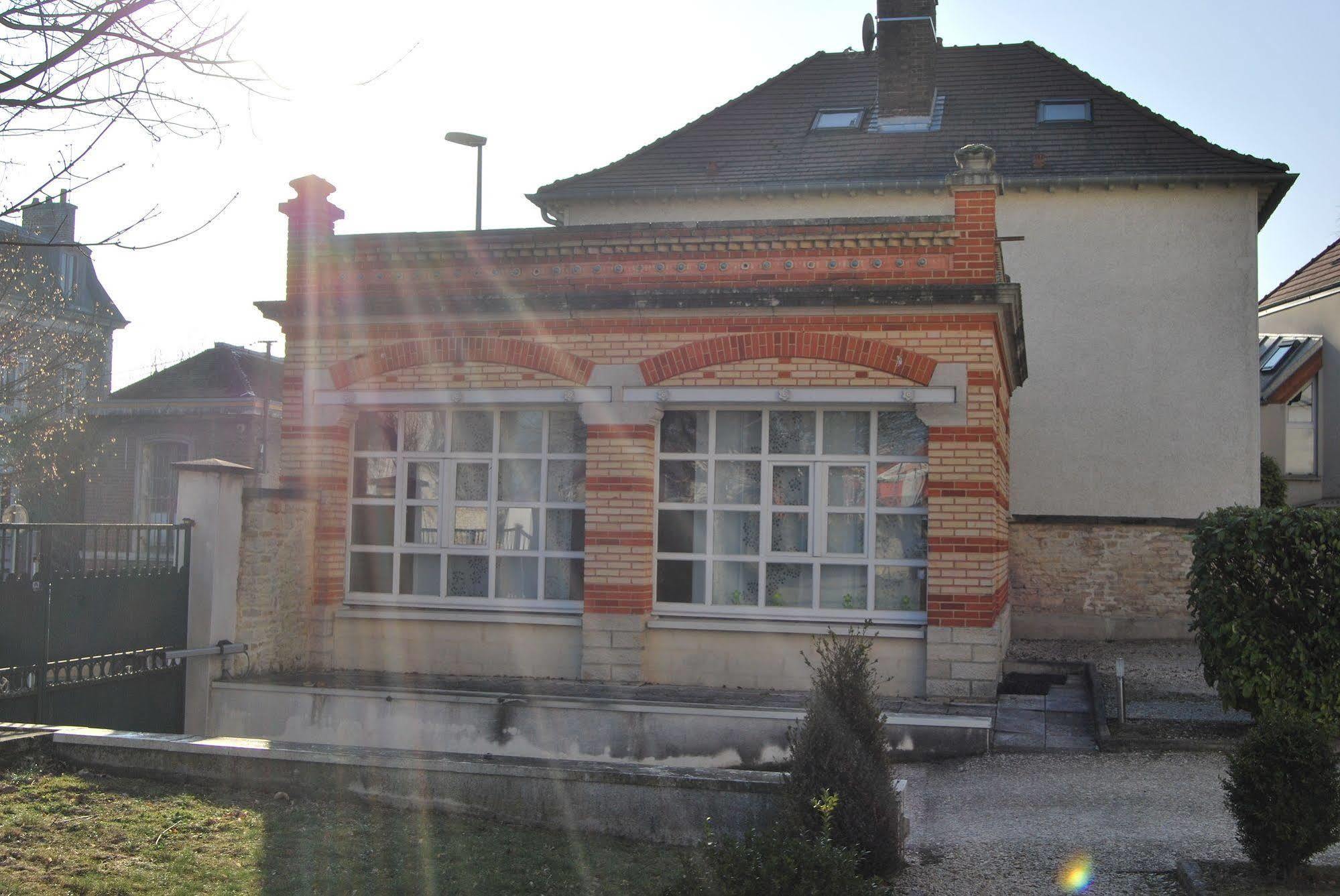 Gite La Tour Boileau Troyes Dış mekan fotoğraf